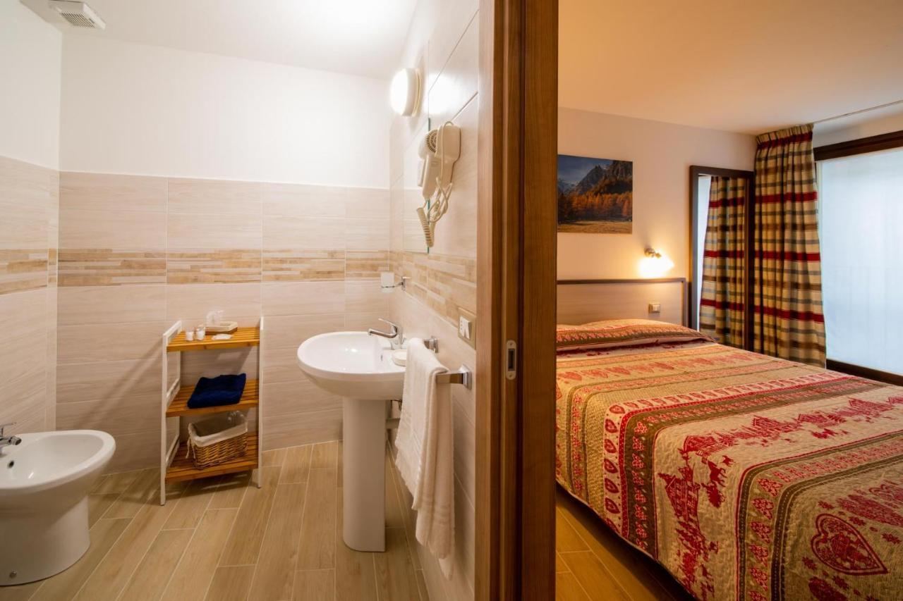 Chambres D'Hotel A Rosy Aosta Zewnętrze zdjęcie