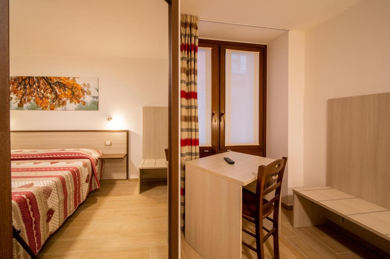 Chambres D'Hotel A Rosy Aosta Zewnętrze zdjęcie